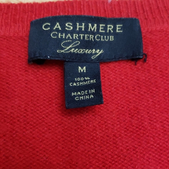 100% Cashmere V-neck Sweater - Picture 6 of 7